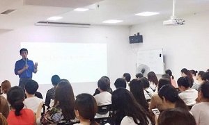 �����̻�������������ʤʮһح���Ϸ���һ�����۾�Ӣר����ѵ��